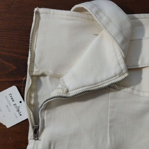 Free People "Livin It Up" Mini Pencil Skirt in White, Size 4 / Small NWT - Picture 6 of 12